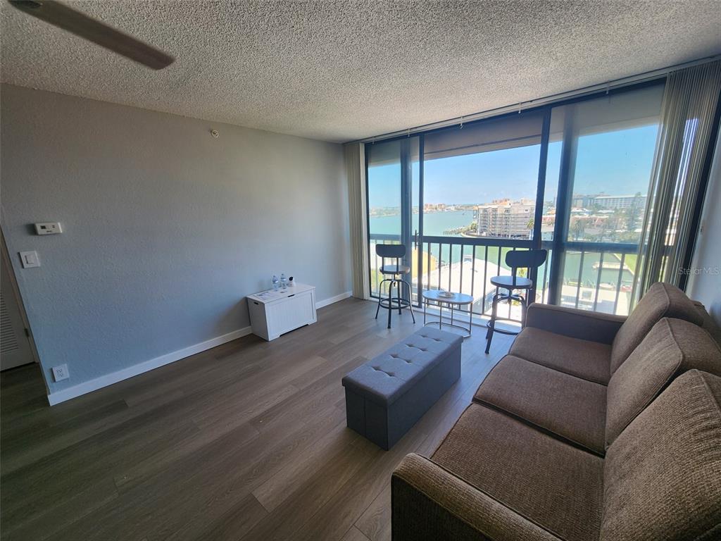 255 Dolphin Point, Unit 809 Clearwater, FL 33767 - Photo 7 of 16