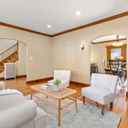 35 Welgate Road Medford, MA 02155 - Photo 14 of 40 a living room with furniture and wooden floor