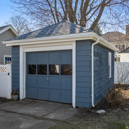 35 Welgate Road Medford, MA 02155 - Photo 37 of 40 a front view of a house with a yard