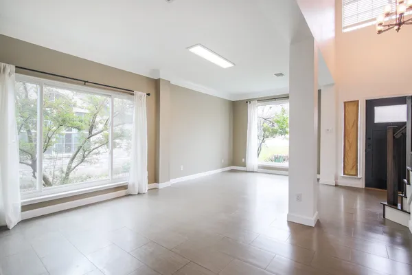 $2,700 | 1713 Apache Trail, Round Rock, TX 78665