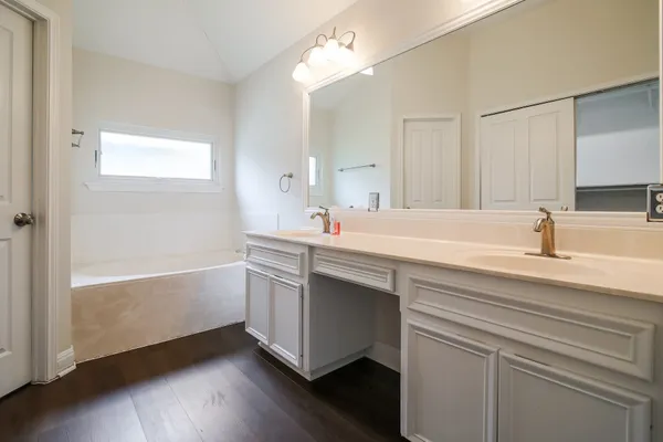 $2,700 | 1713 Apache Trail, Round Rock, TX 78665