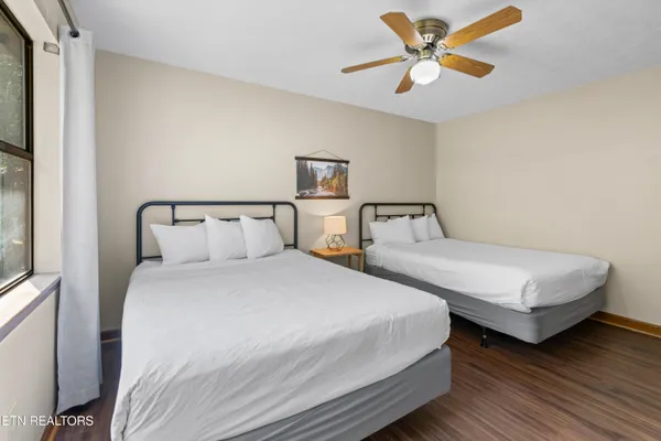 $280,000 | 3729 Plaza Way, Unit 132, Pigeon Forge, TN 37863