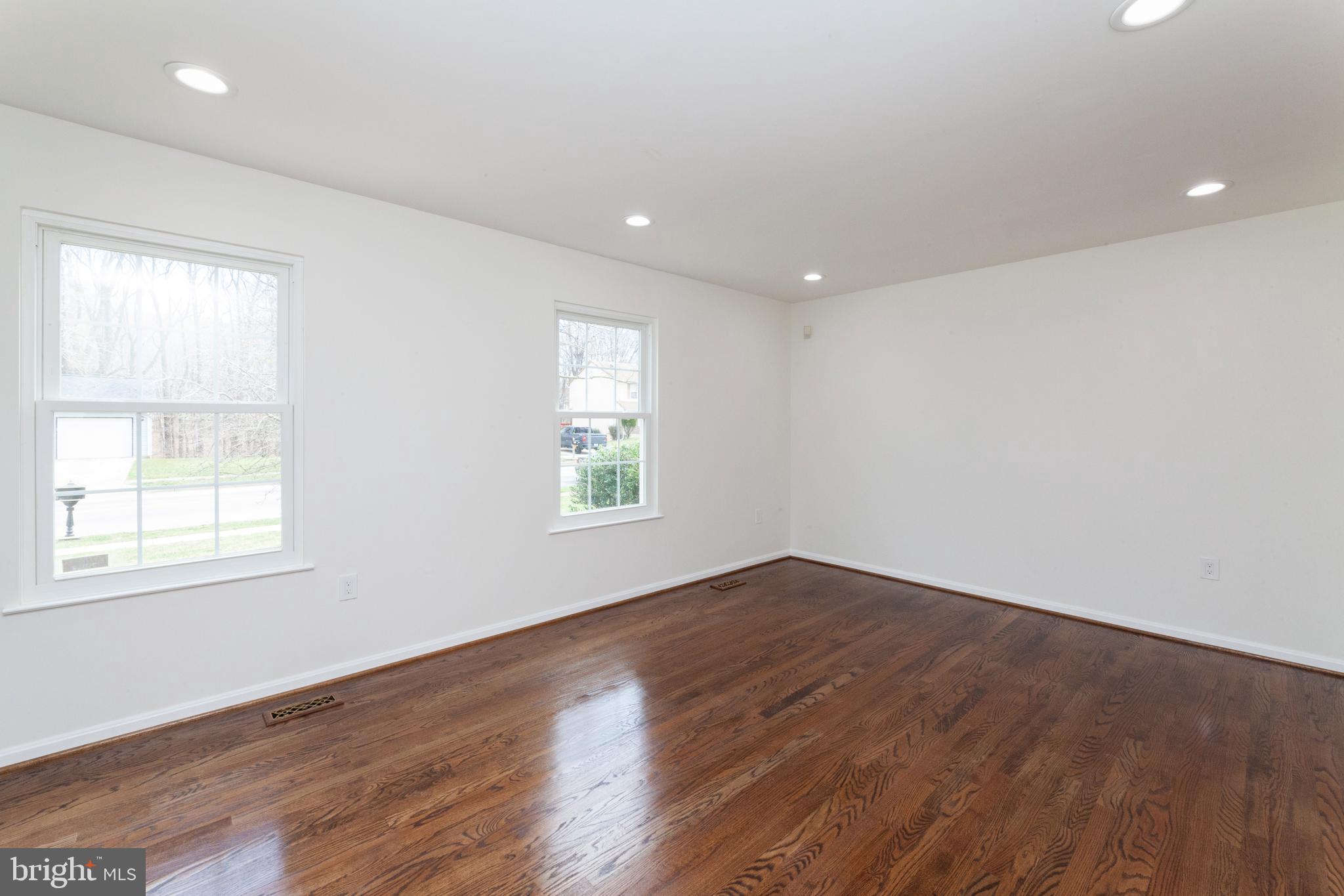 6813 Cherryfield Road Fort Washington, MD 20744 - Photo 4 of 28 Gallery Image 4