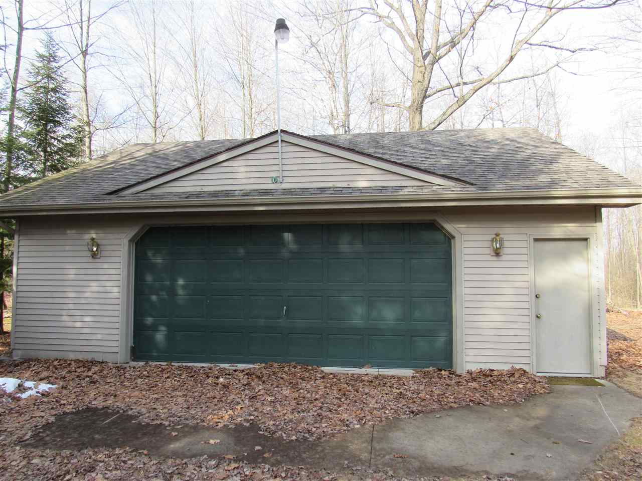 2919 Maple Road Hale, MI 48739 - Photo 10 of 40 1832778-9.JPG