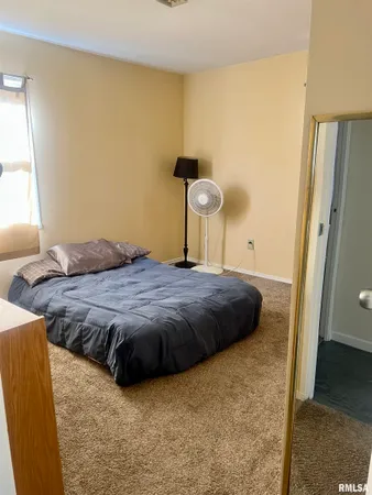 $120,000 | 1327 Fenley Avenue, Pekin, IL 61554