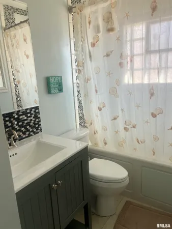 $120,000 | 1327 Fenley Avenue, Pekin, IL 61554