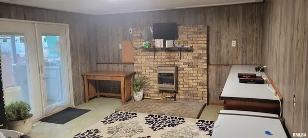 $120,000 | 1327 Fenley Avenue, Pekin, IL 61554