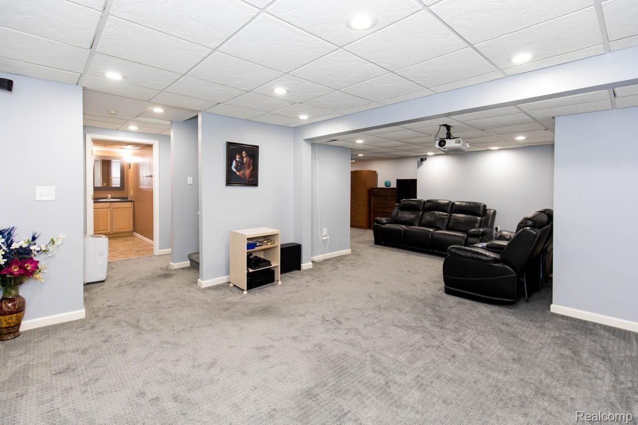 39860 Squire Road Novi, MI 48375 - Photo 43 of 64 57.jpg
