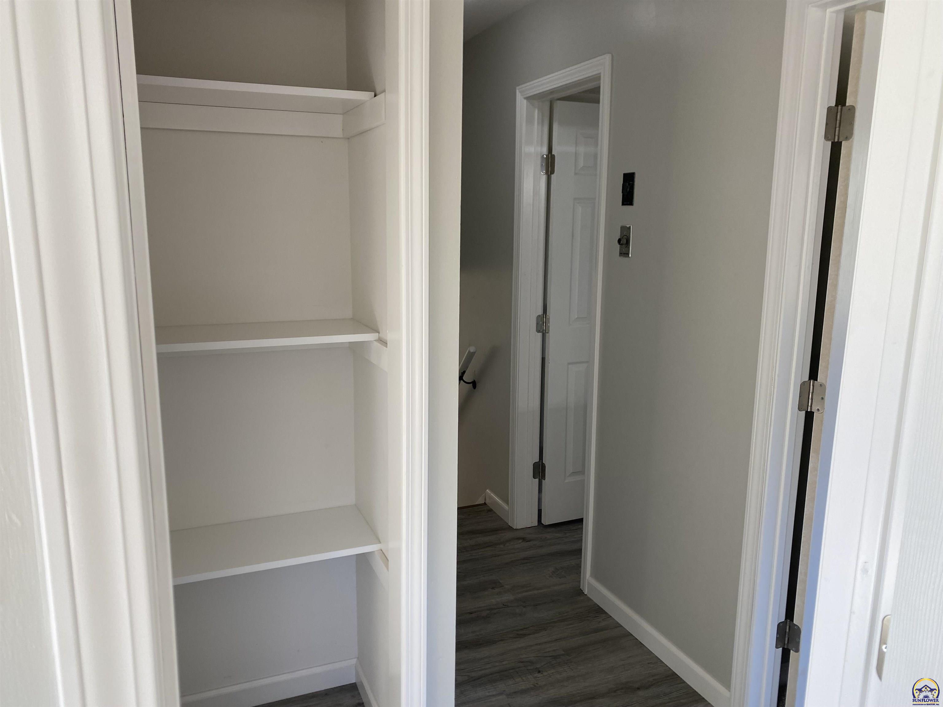 2817 Southwest Sunset Road Topeka, KS 66614 - Photo 24 of 46