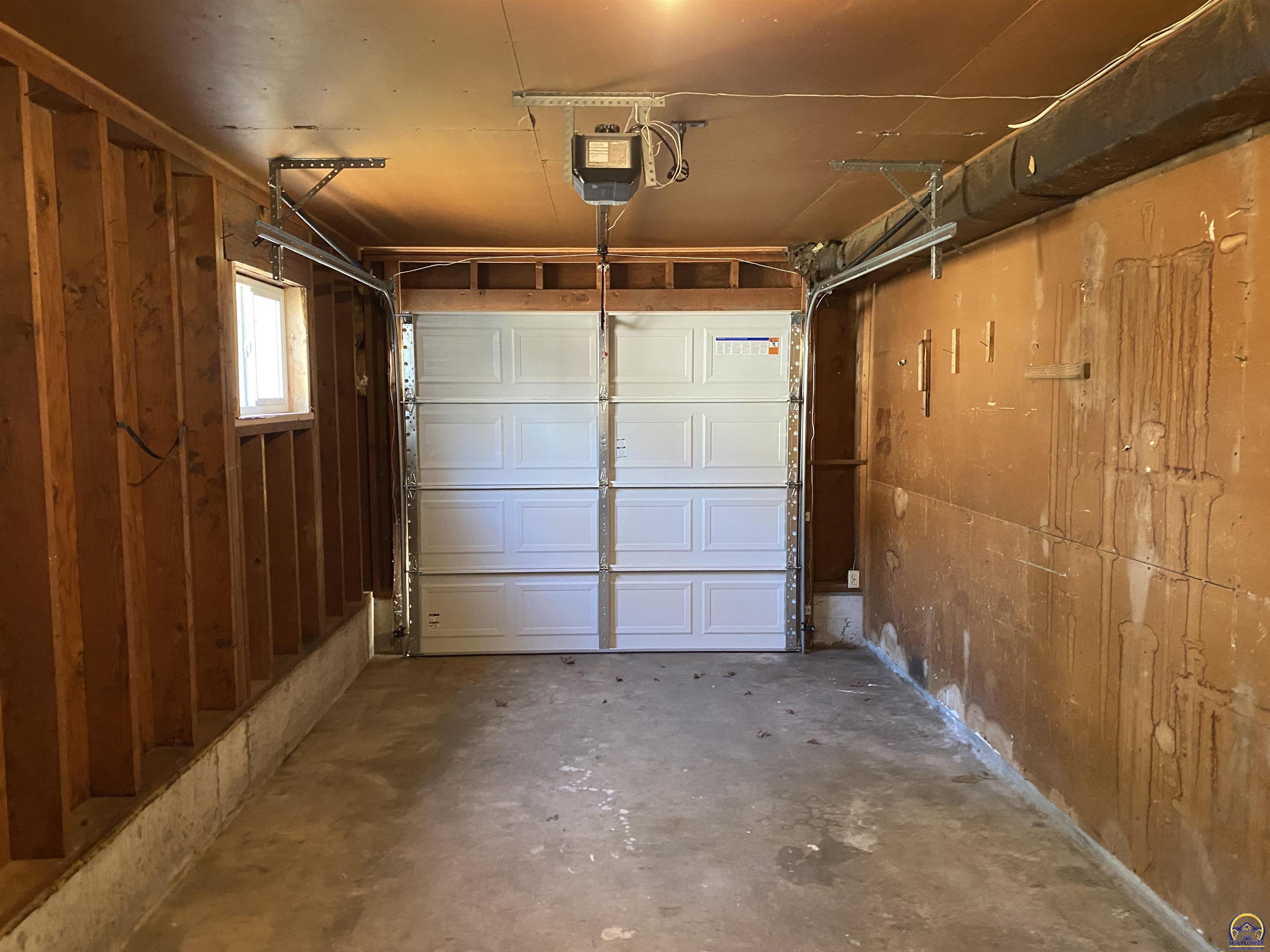 2817 Southwest Sunset Road Topeka, KS 66614 - Photo 38 of 46