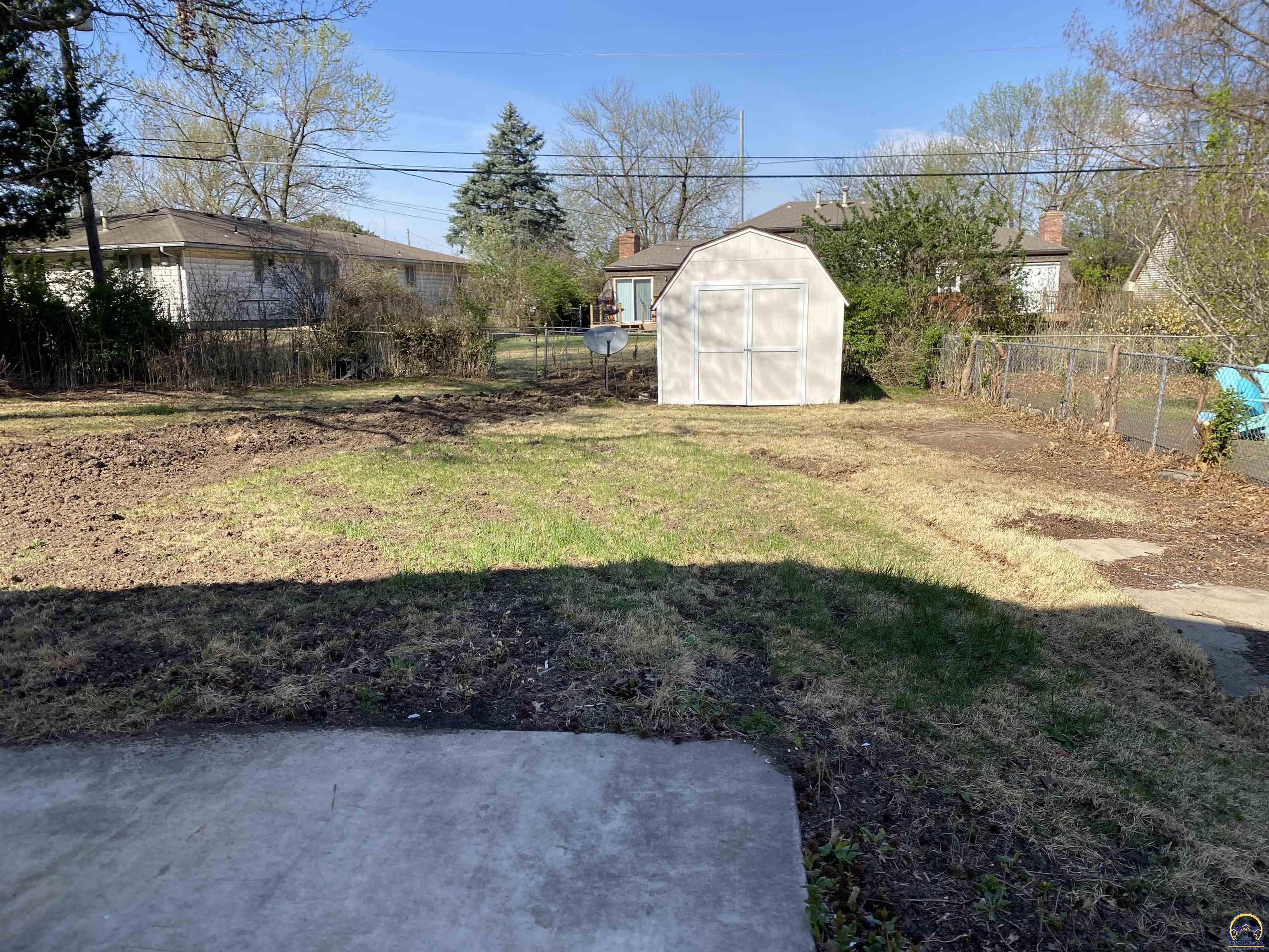 2817 Southwest Sunset Road Topeka, KS 66614 - Photo 41 of 46