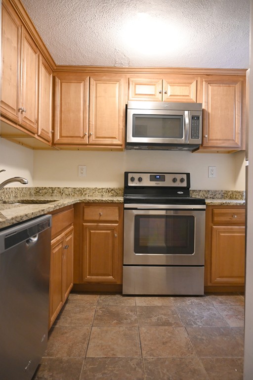 1415 Commonwealth Avenue, Unit 102 Boston, MA 02135 - Photo 5 of 22