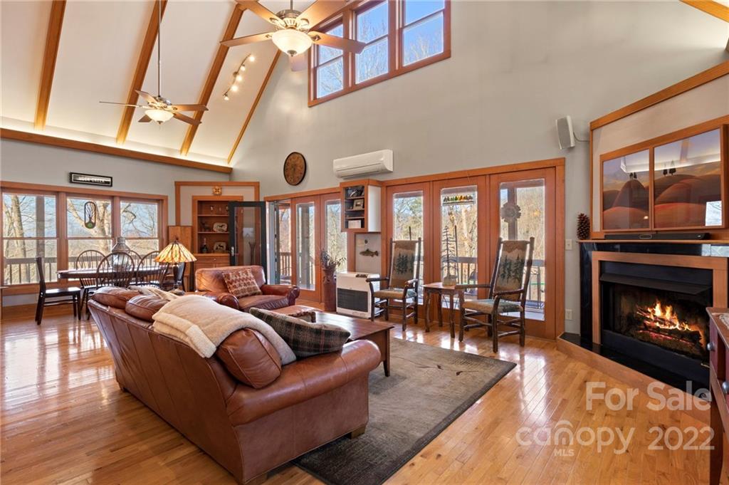 738 Heck Creek Road Marshall, NC 28753 - Photo 19 of 47 Gallery Image 19