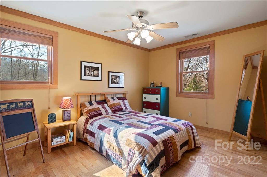 738 Heck Creek Road Marshall, NC 28753 - Photo 28 of 47 Gallery Image 28