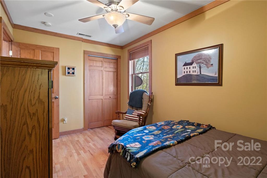 738 Heck Creek Road Marshall, NC 28753 - Photo 32 of 47 Gallery Image 32
