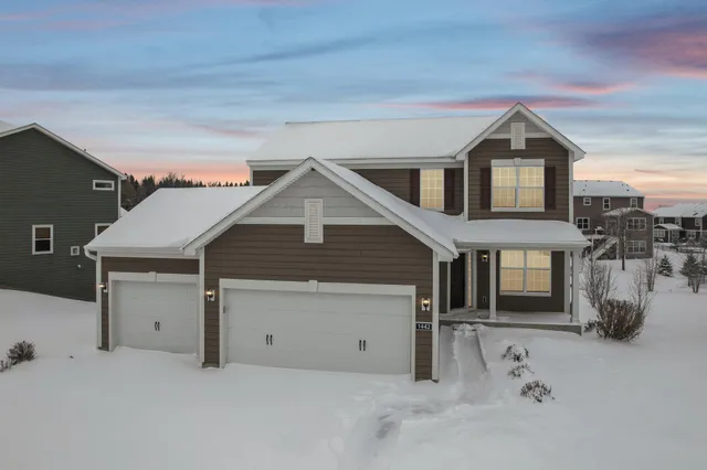 $599,900 | 1442 Pebble Beach Drive, Woodbury, MN 55129