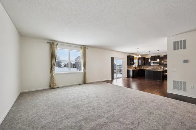 $599,900 | 1442 Pebble Beach Drive, Woodbury, MN 55129