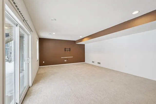 $599,900 | 1442 Pebble Beach Drive, Woodbury, MN 55129