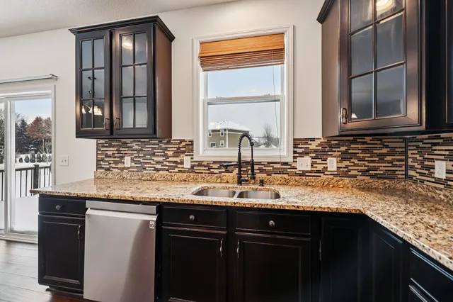 $599,900 | 1442 Pebble Beach Drive, Woodbury, MN 55129