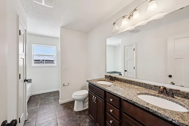 $599,900 | 1442 Pebble Beach Drive, Woodbury, MN 55129