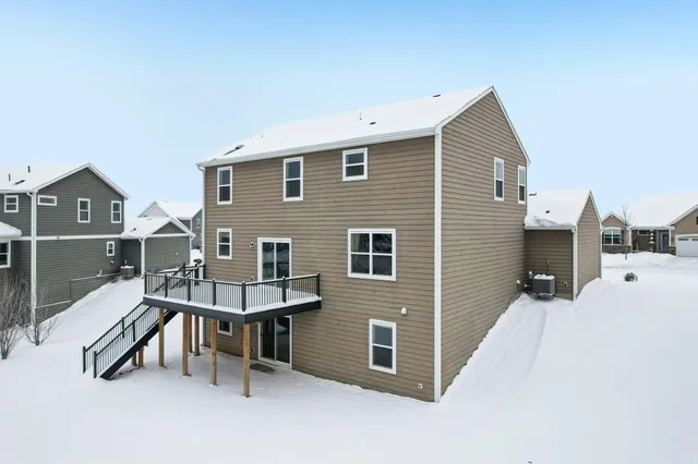 $599,900 | 1442 Pebble Beach Drive, Woodbury, MN 55129