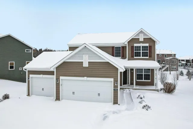 $599,900 | 1442 Pebble Beach Drive, Woodbury, MN 55129