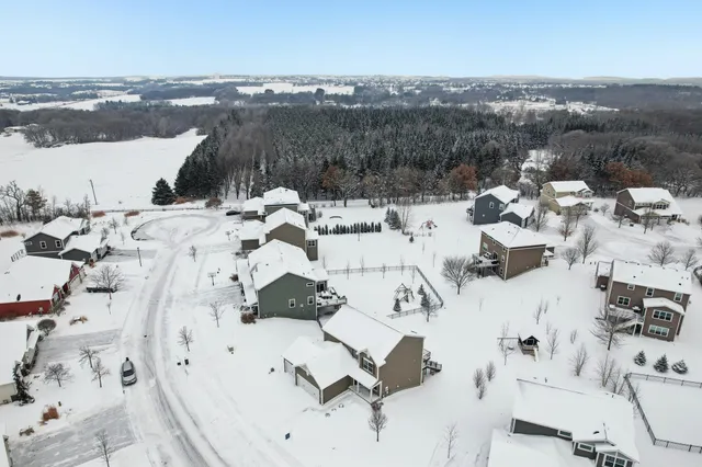 $599,900 | 1442 Pebble Beach Drive, Woodbury, MN 55129