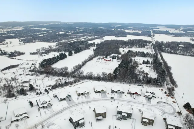 $599,900 | 1442 Pebble Beach Drive, Woodbury, MN 55129