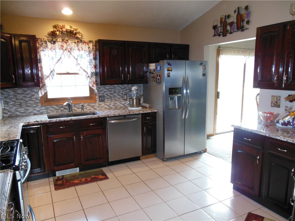 4679 Wood Road Madison, OH 44057 - Photo 10 of 23 Gallery Image 10