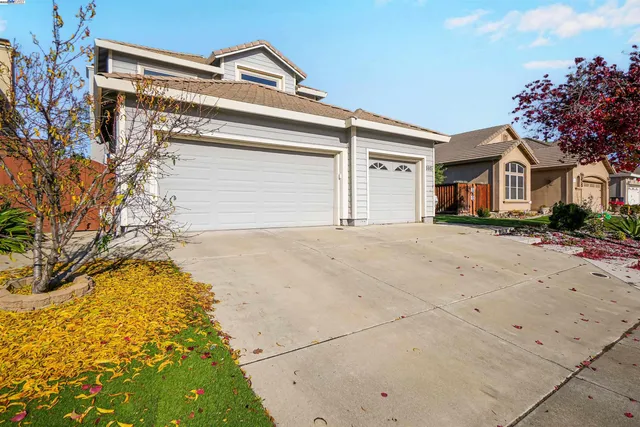 $739,000 | 1445 Yorkshire Loop, Tracy, CA 95376