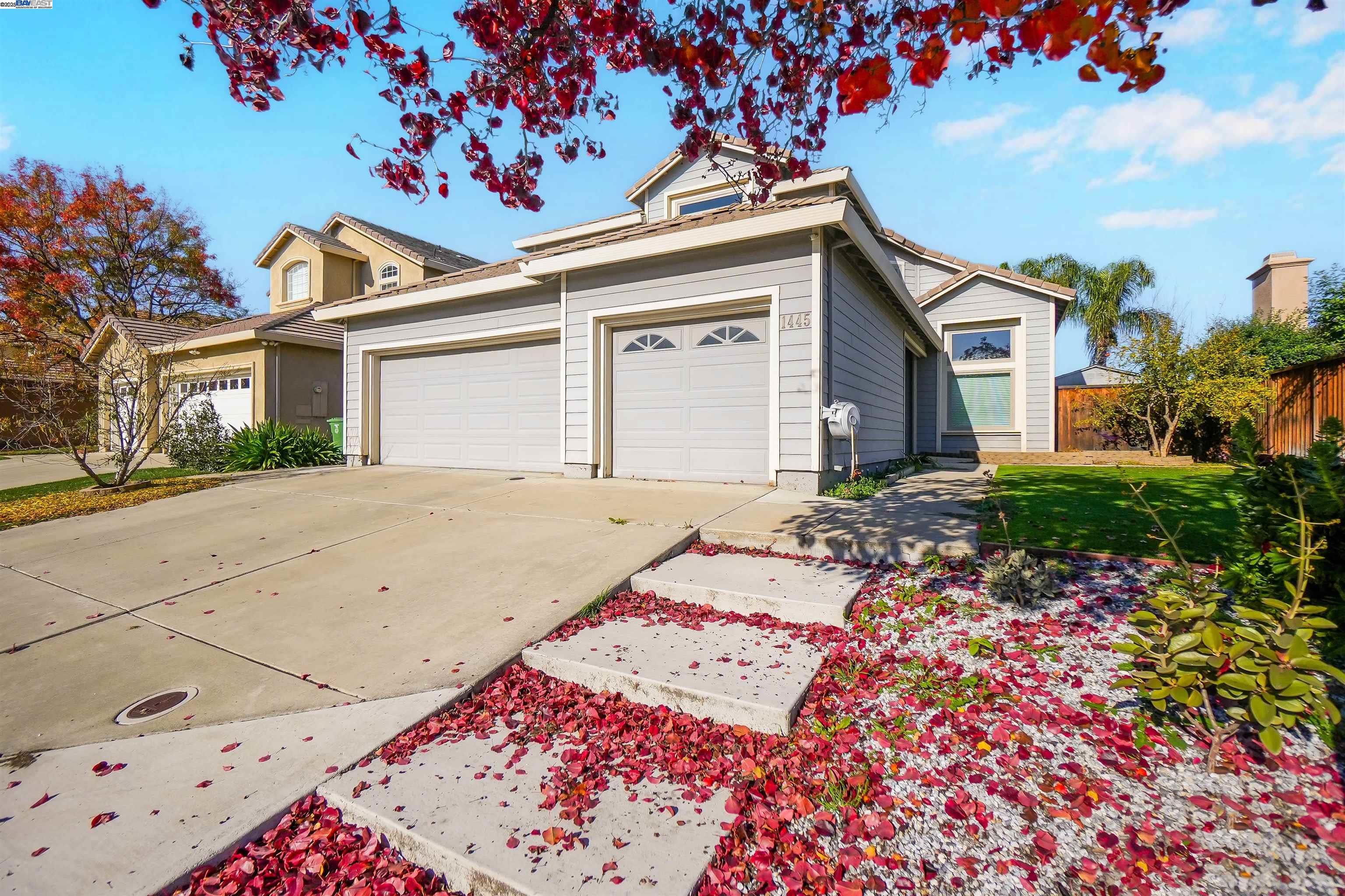 1445 Yorkshire Loop Tracy, CA 95376 - Photo 4 of 55