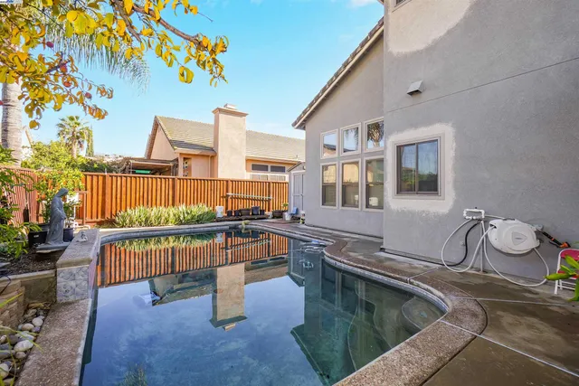 $739,000 | 1445 Yorkshire Loop, Tracy, CA 95376