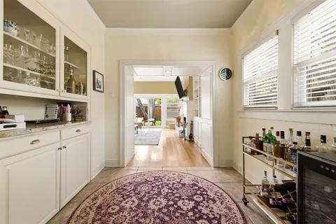 $829,000 | 907 Monte Vista Drive, Dallas, TX 75223