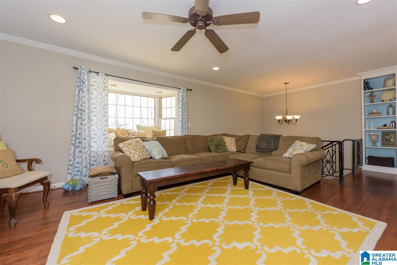 612 Stonehaven Road Hoover, AL 35226 - Photo 6 of 36