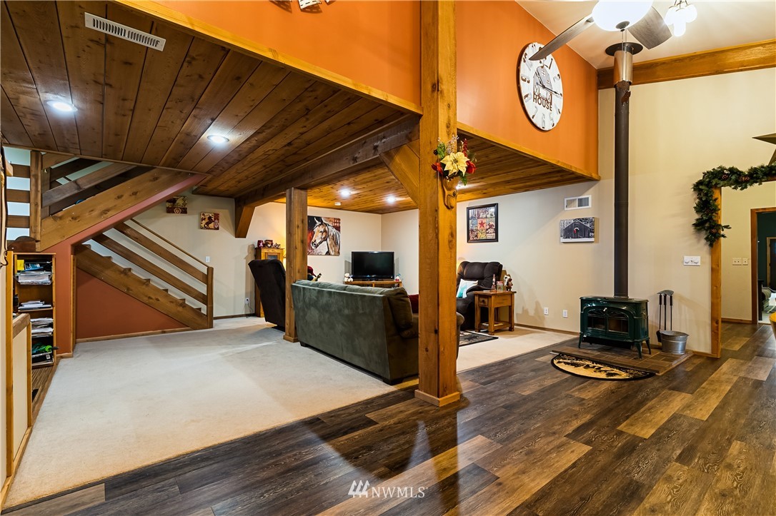 8300 Custer School Road Custer, WA 98240 - Photo 12 of 37