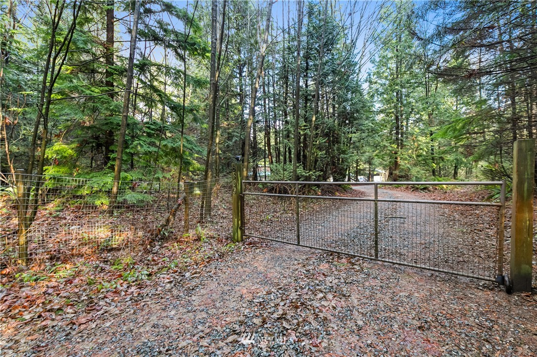 8300 Custer School Road Custer, WA 98240 - Photo 3 of 37