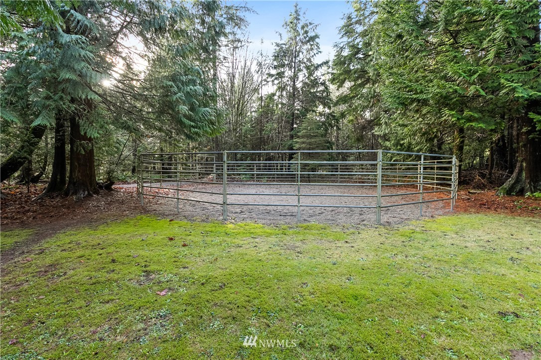 8300 Custer School Road Custer, WA 98240 - Photo 32 of 37