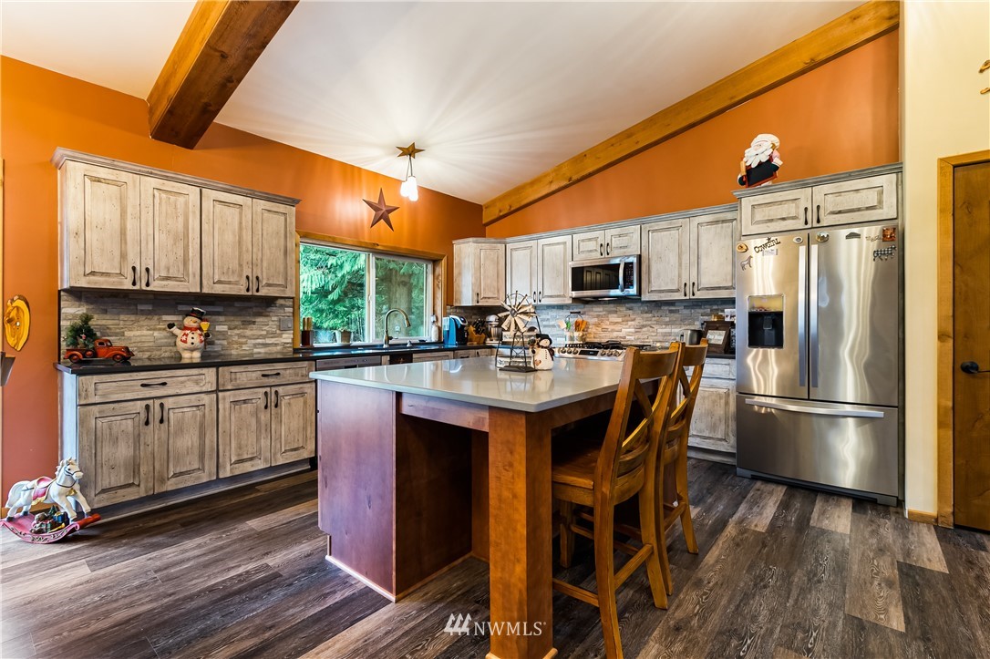 8300 Custer School Road Custer, WA 98240 - Photo 9 of 37