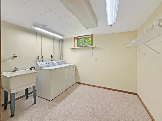 $155,000 | 657 North Greenfield Drive, Freeport, IL 61032