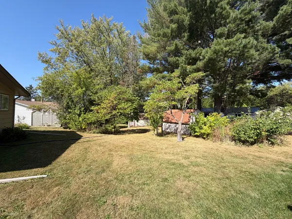 $155,000 | 657 North Greenfield Drive, Freeport, IL 61032