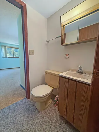 $155,000 | 657 North Greenfield Drive, Freeport, IL 61032