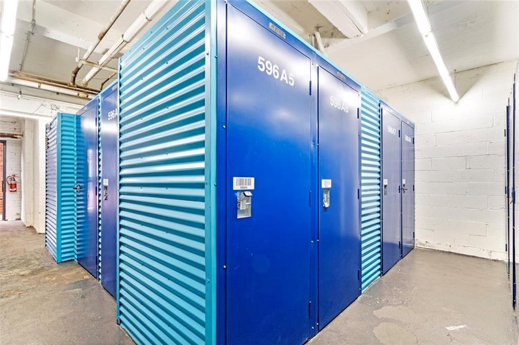 9801 Shore Road, Unit 2O Brooklyn, NY 11209 - Photo 16 of 24 a view of a balcony