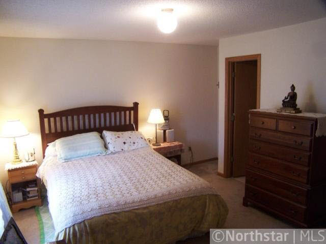 4846 Heather Ridge Road North Oakdale, MN 55128 - Photo 12 of 18 Gallery Image 12