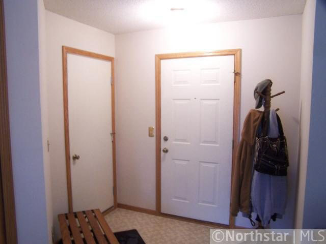 4846 Heather Ridge Road North Oakdale, MN 55128 - Photo 7 of 18 Gallery Image 7