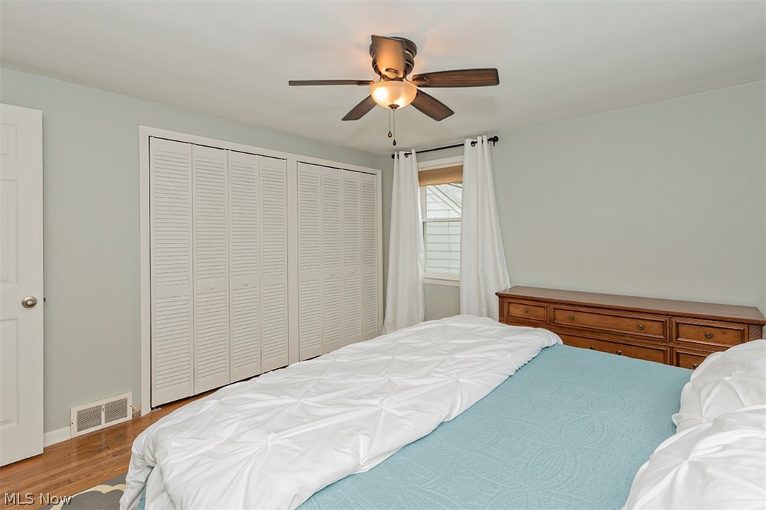 1278 Argonne Road Cleveland, OH 44121 - Photo 17 of 35