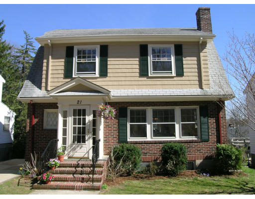 21 Vincent Road Boston, MA 02132 - Photo 1 of 14 Gallery Image 1