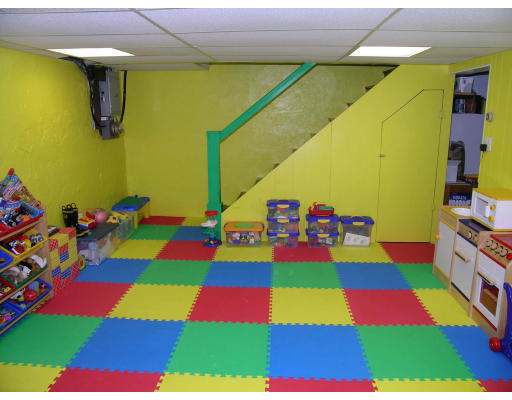 21 Vincent Road Boston, MA 02132 - Photo 12 of 14 Gallery Image 12