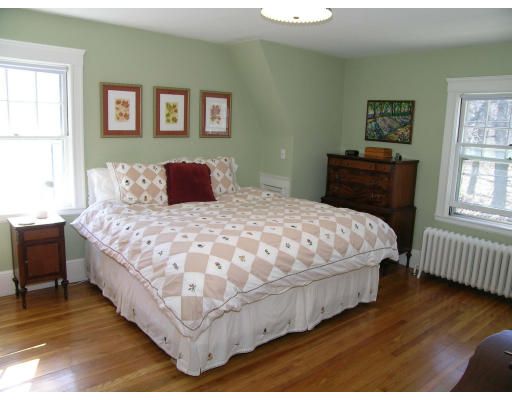 21 Vincent Road Boston, MA 02132 - Photo 8 of 14 Gallery Image 8