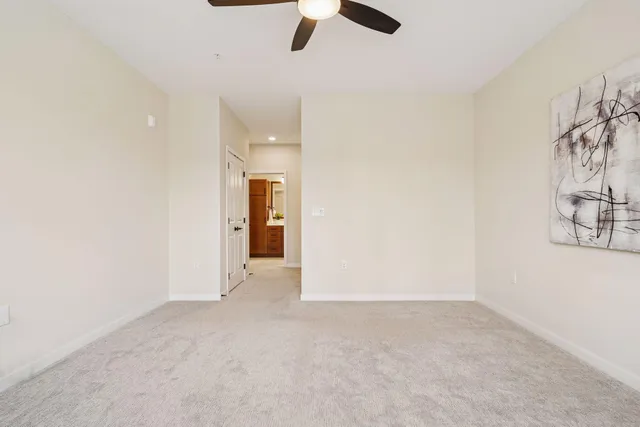 $499,900 | 1948 Wayzata Boulevard, Unit 114, Long Lake, MN 55356