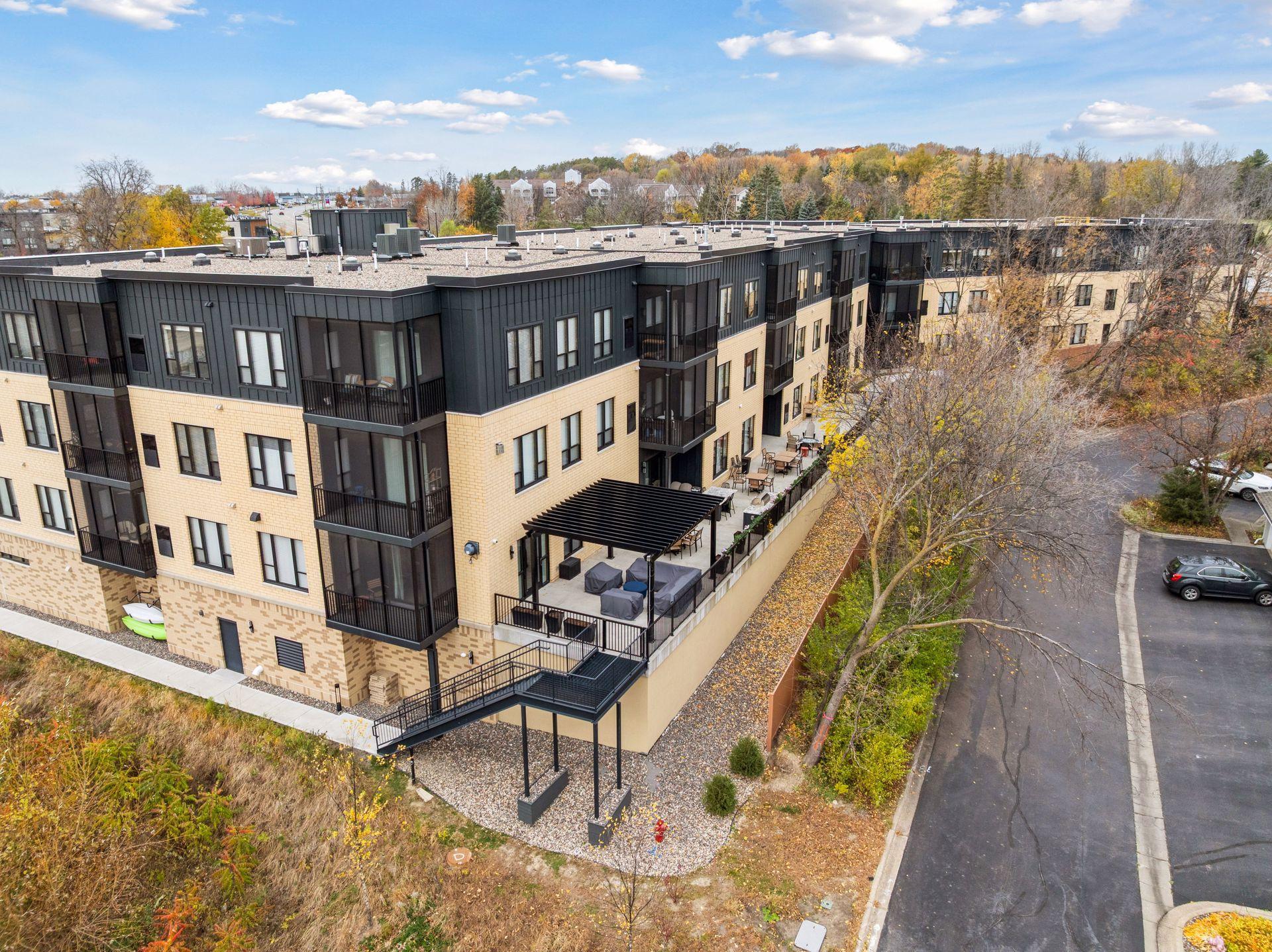 1948 Wayzata Boulevard, Unit 114 Long Lake, MN 55356 - Photo 9 of 81